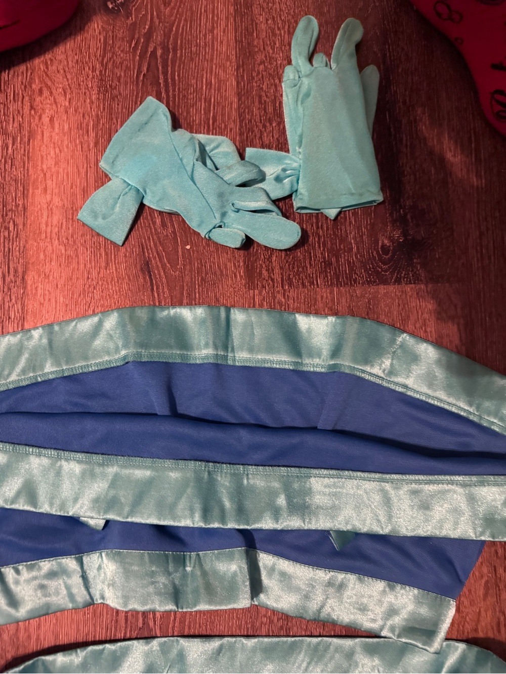 Victoria's Secret Blue and Teal Flight Attendant Costume Set with Wig - Picture 8 of 10